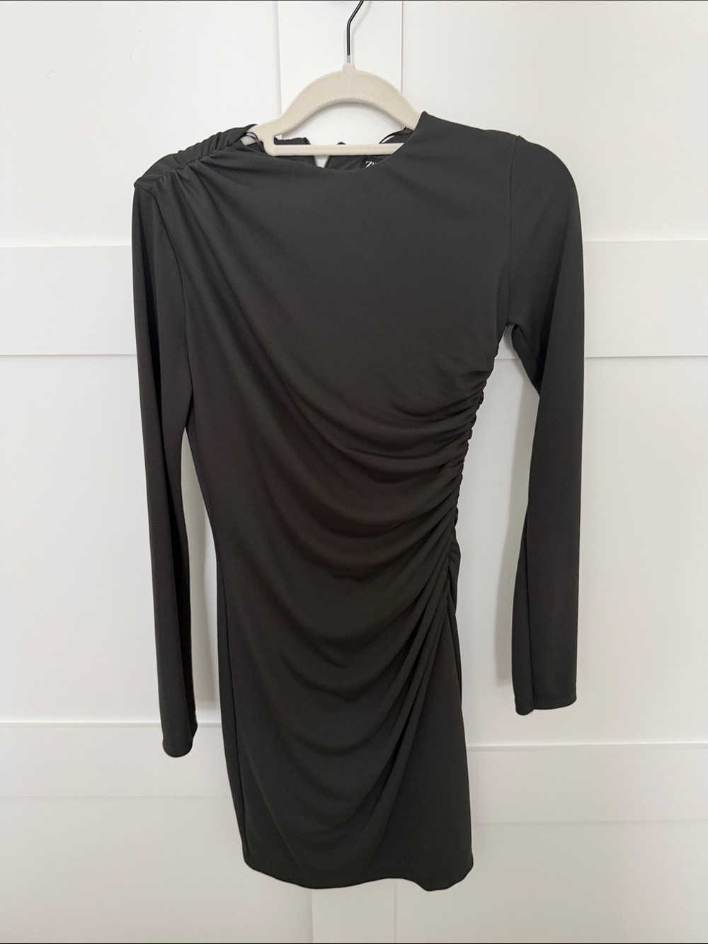 Zara Black Ruched Long-Sleeve Bodycon Dress